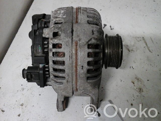 Volkswagen Golf V Generatorius 