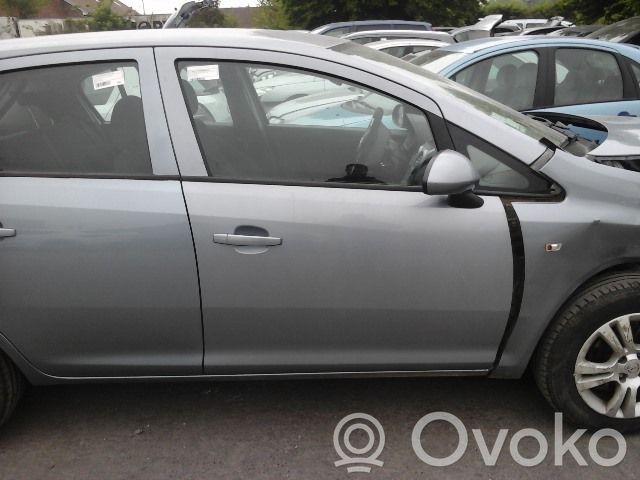 Opel Corsa D Puerta delantera 