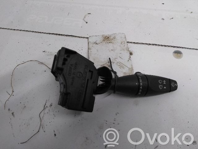 Ford Ecosport Pyyhkimen/suuntavilkun vipukytkin 