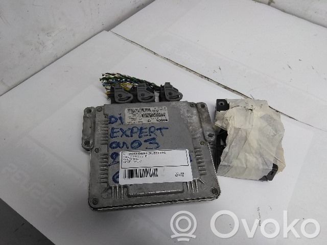 Peugeot Expert Engine control unit/module 