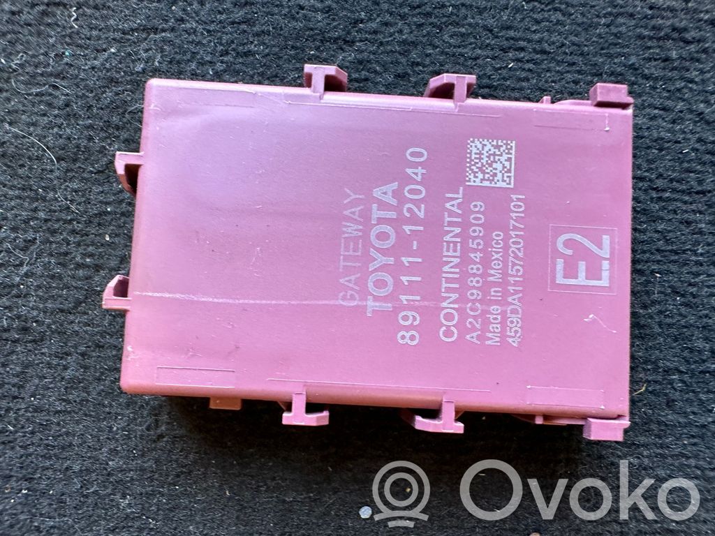 Toyota RAV 4 (XA50) Módulo de control Gateway 