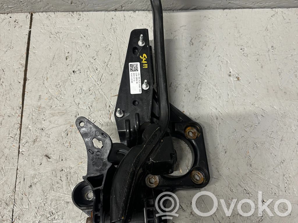 Jaguar E-Pace Brake pedal 