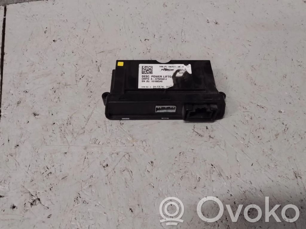 Tesla Model S Tailgate/trunk control unit/module 