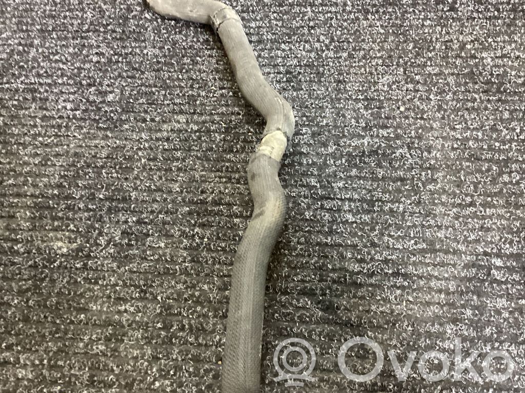 Audi e-tron Engine coolant pipe/hose 