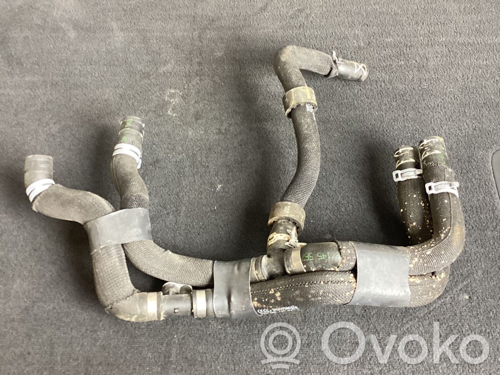 Audi e-tron Engine coolant pipe/hose 