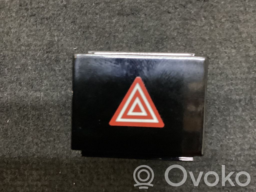Citroen DS4 Hazard light switch 