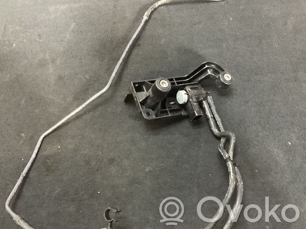 Volkswagen Crafter Engine coolant pipe/hose 