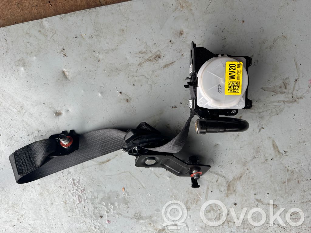 Cinturón trasero   89880CV200WK