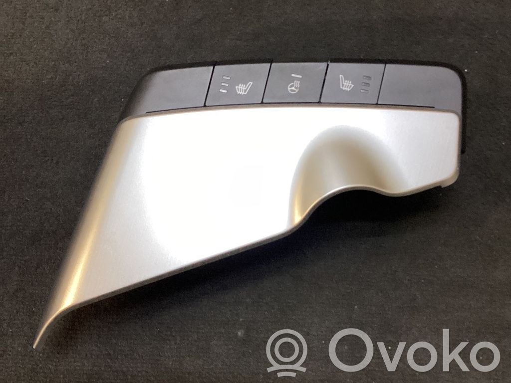 KIA EV6 Seat heating switch 