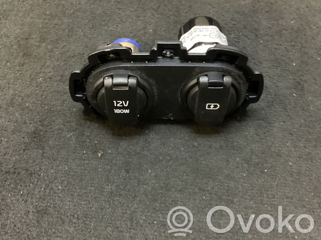 KIA EV6 USB-pistokeliitin 