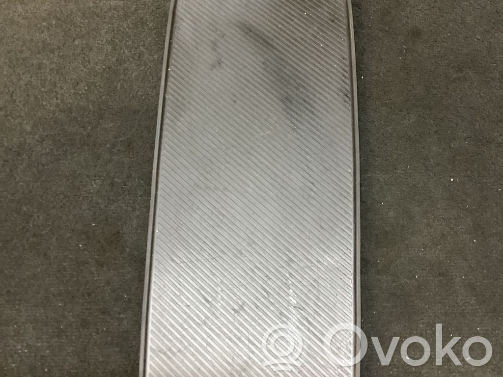 KIA EV6 Otros elementos de la consola central (túnel) 