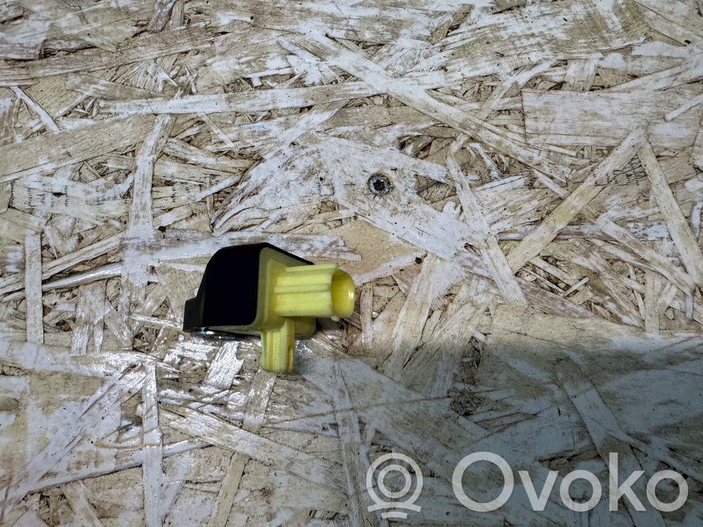 Toyota RAV 4 (XA50) Sensor impacto/accidente para activar Airbag 