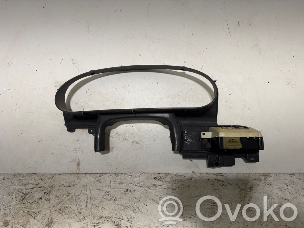 Chrysler 300M Dashboard trim 