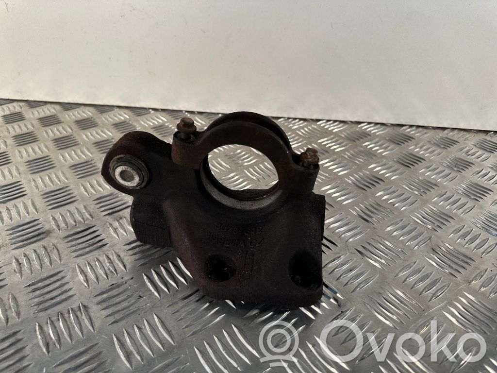 Volvo V60 Driveshaft support bearing bracket 