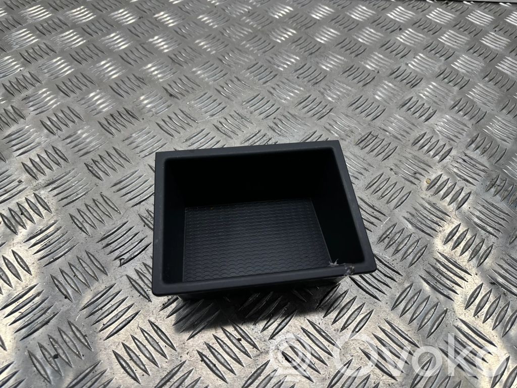 Hyundai Tucson TL Consolle centrale del vano portaoggetti 
