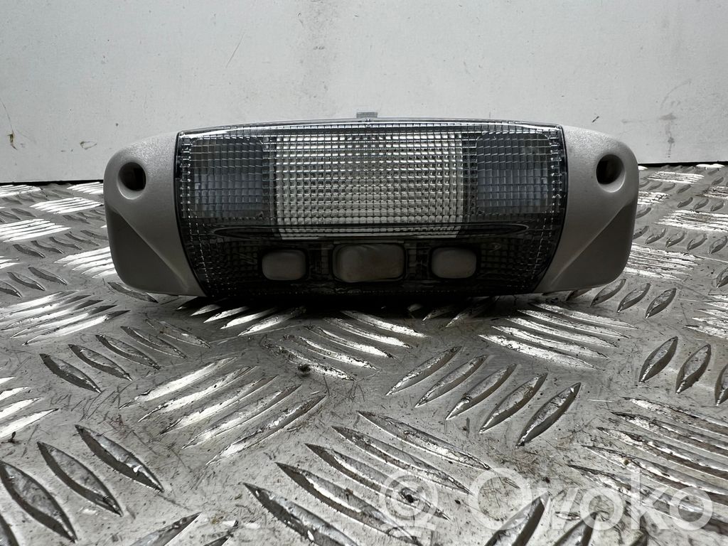 Ford Mondeo MK IV Priekinių vietų apšvietimo žibintas 