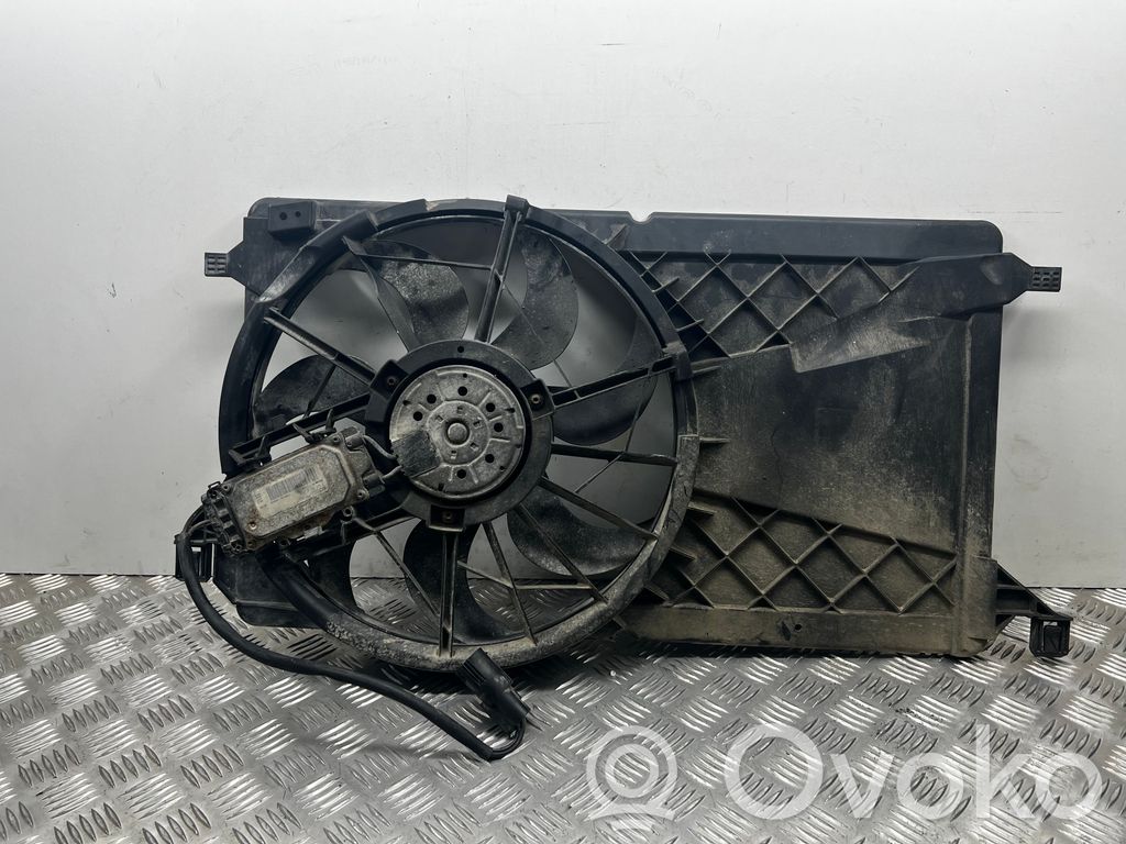 Volvo V50 Elektrinis radiatorių ventiliatorius 