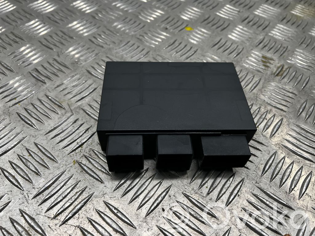 Audi A6 S6 C6 4F Tow bar trailer control unit/module 