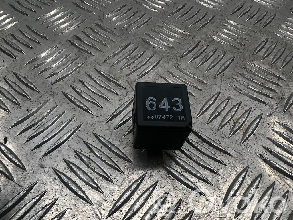 Audi A6 S6 C6 4F Muu rele 