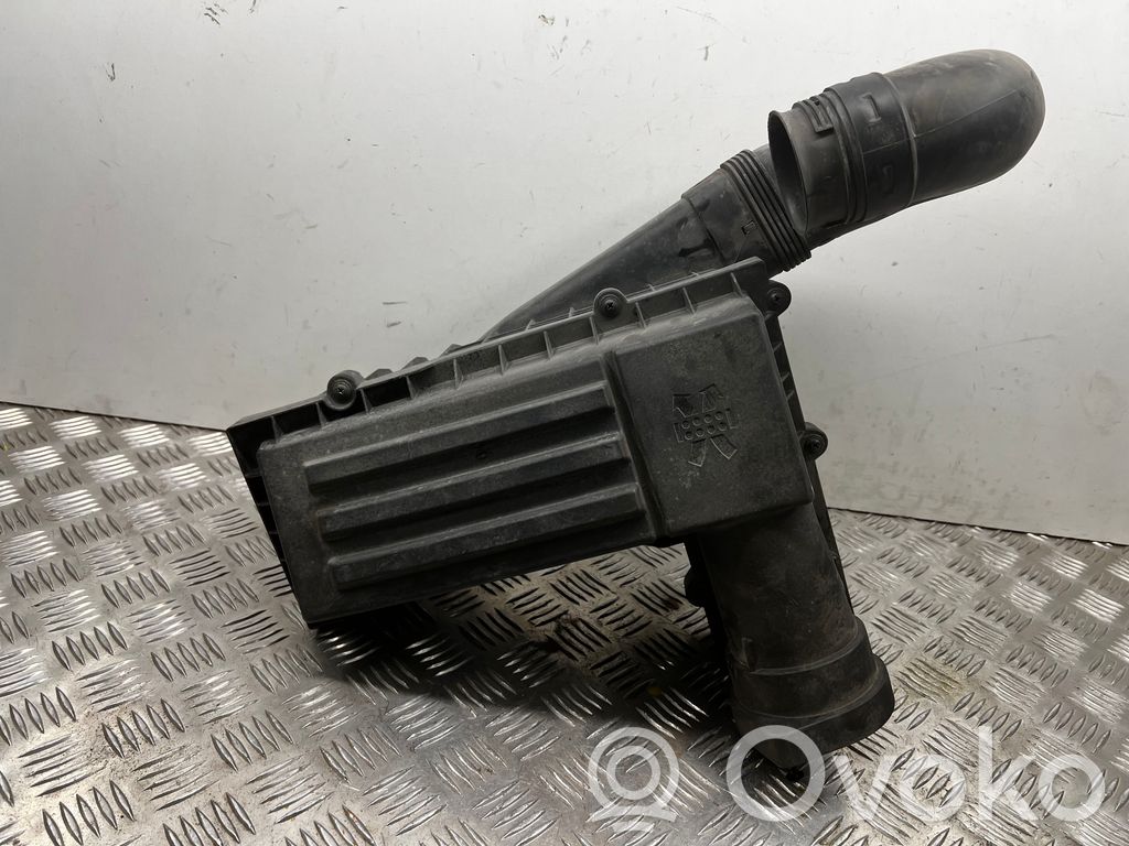 Skoda Superb B6 (3T) Air filter box 