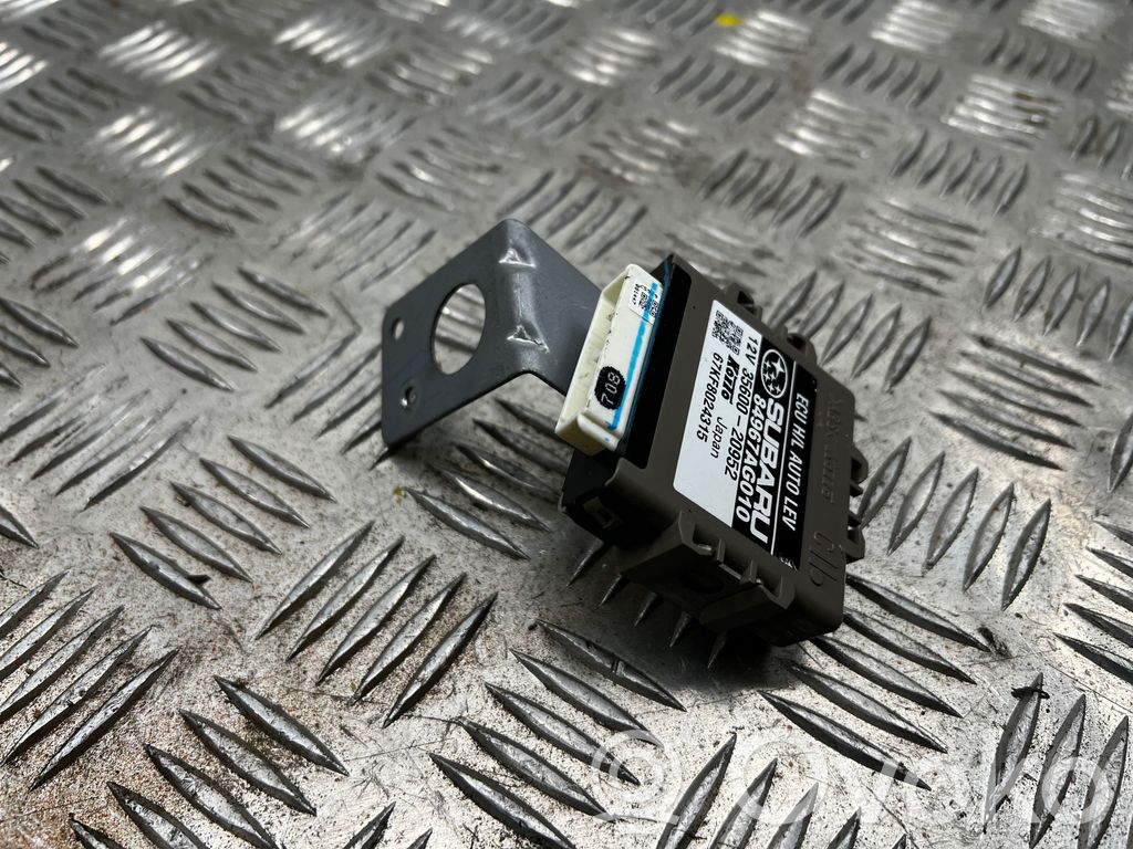 Subaru Outback Light module LCM 