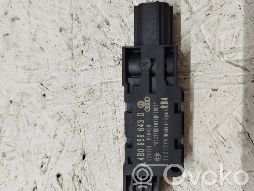 Airbag deployment crash/impact sensor   4B0959643D,021124,030408