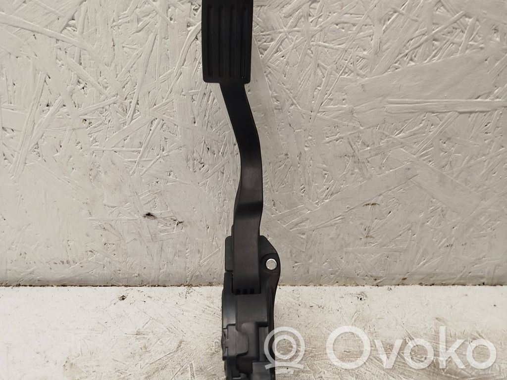 Ford Kuga II Accelerator throttle pedal 