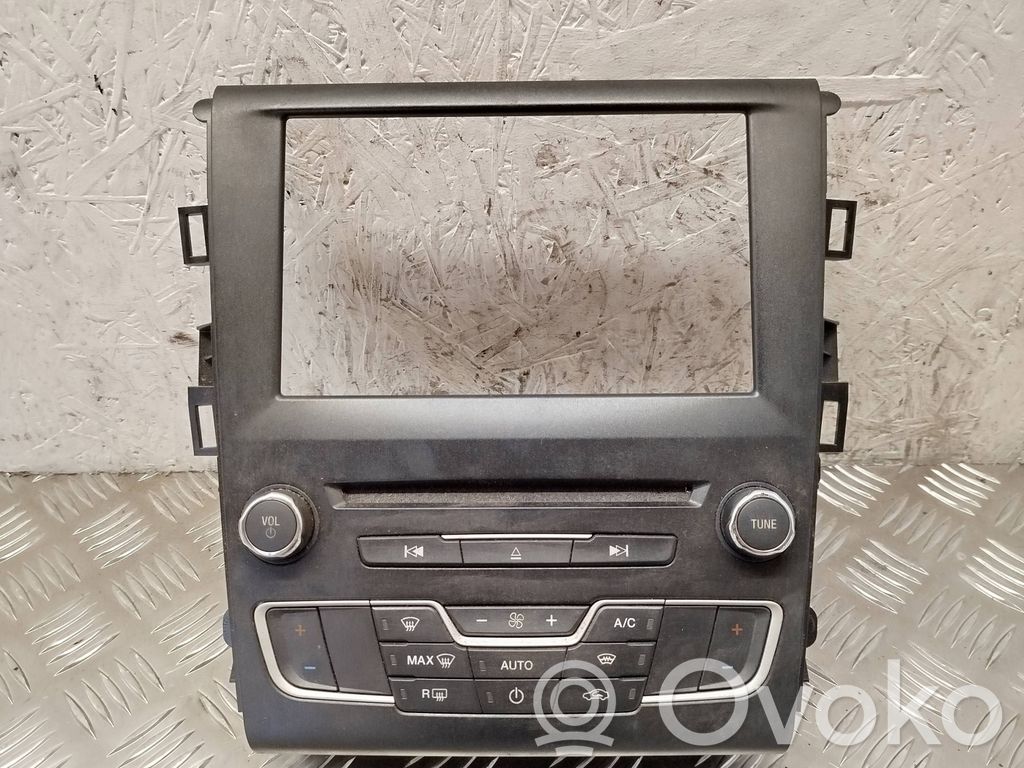 Ford Mondeo MK V Climate control unit 