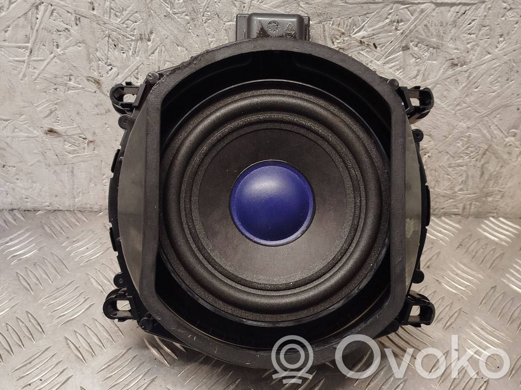Subwoofer speaker   6971880