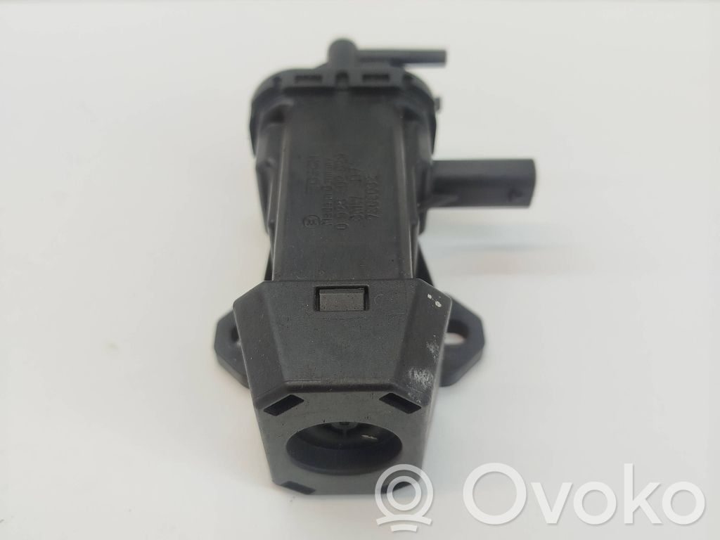 BMW 7 F01 F02 F03 F04 Electroválvula del turbo 