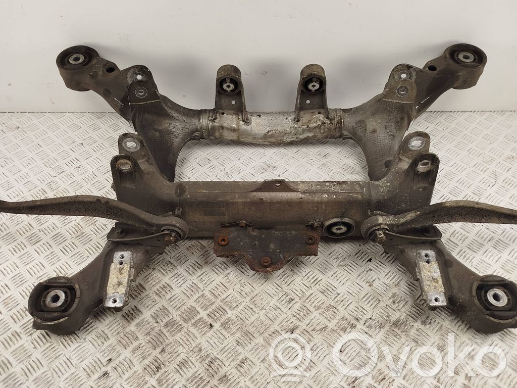 BMW 7 F01 F02 F03 F04 Rama pomocnicza tylna 