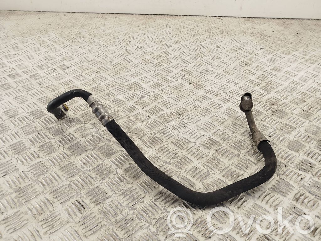 Ilmastointilaitteen putki (A/C)   4F0260701