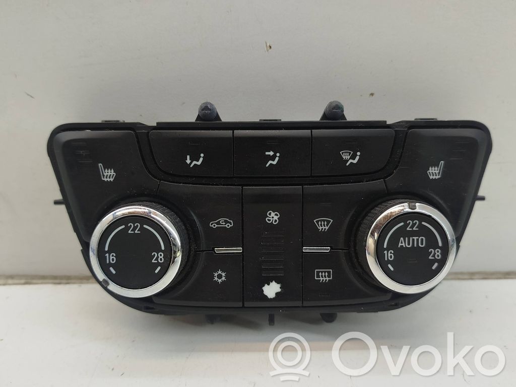 Opel Zafira C Panel klimatyzacji 