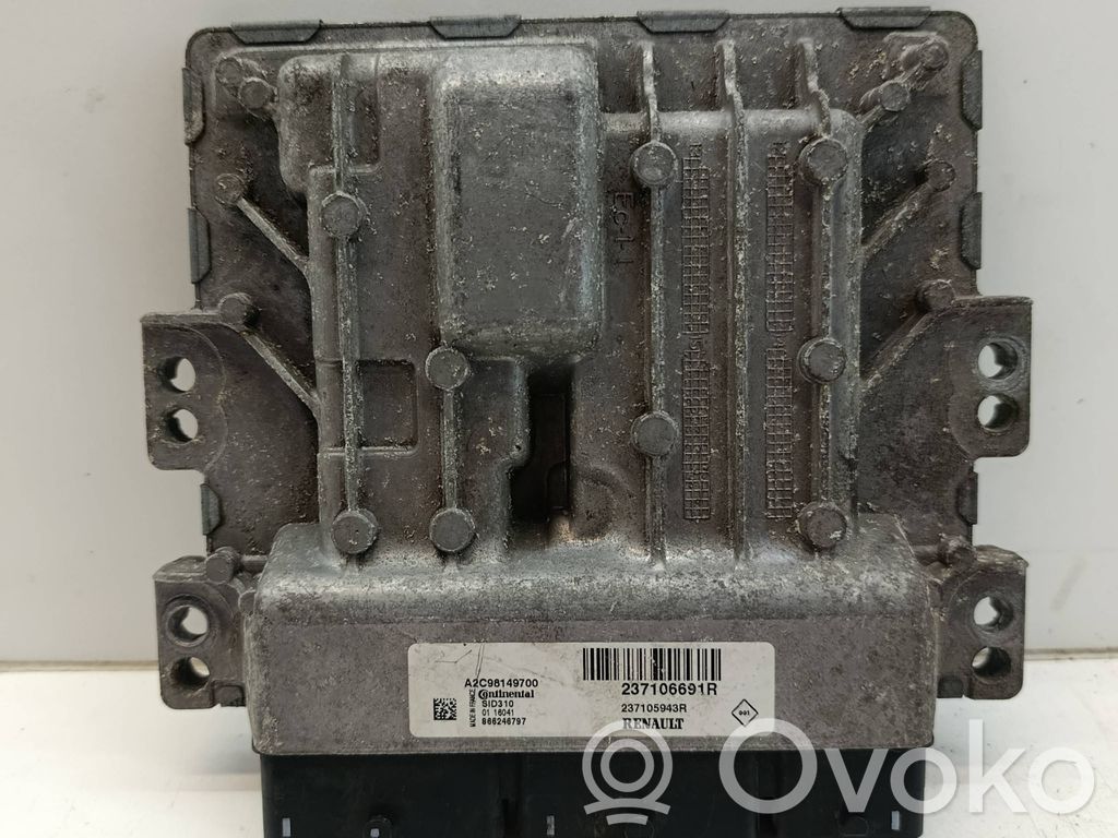 Renault Megane III Engine control unit/module 