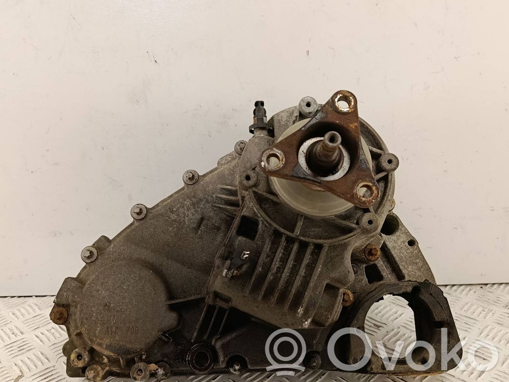 BMW X5 E70 Gearbox transfer box case 
