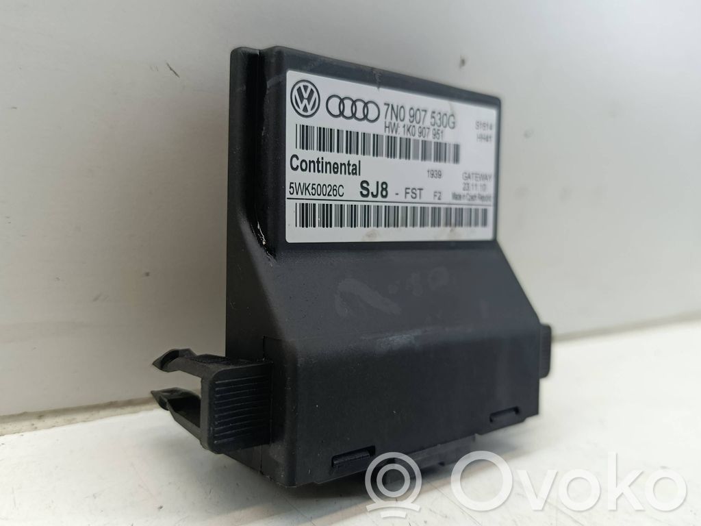 Volkswagen PASSAT B7 Módulo de control Gateway 