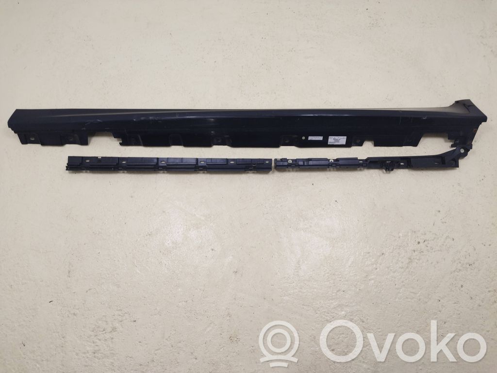 Próg   8048997,40023651,416CARBONSHWARZ