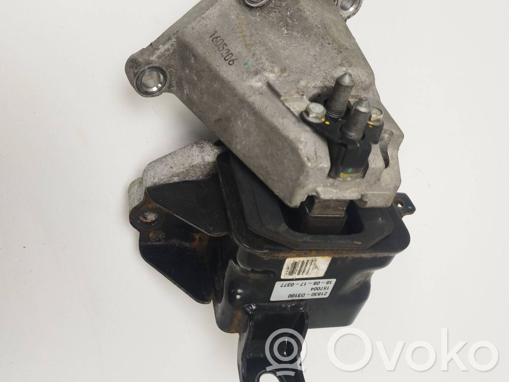 Hyundai Tucson TL Engine mount bracket 