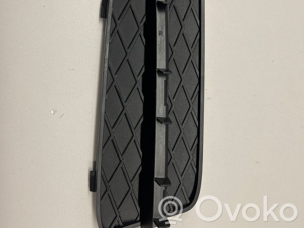 BMW X5 E70 Front bumper lower grill 