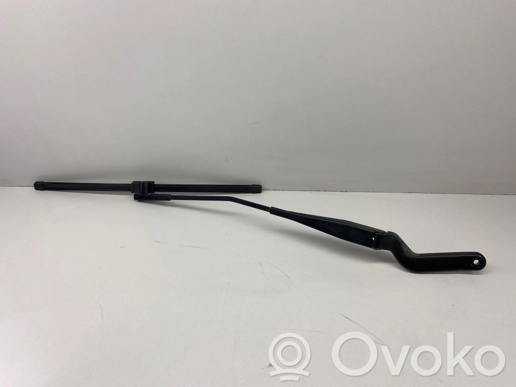 Front wiper blade arm   3M5117526AB
