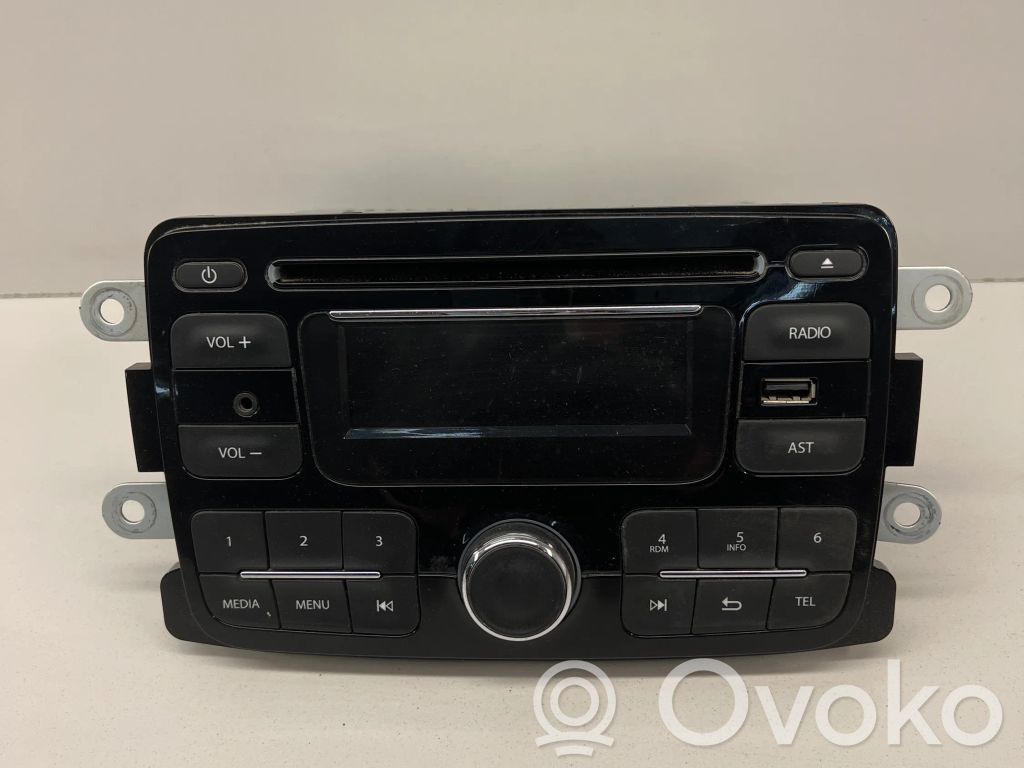 Renault Captur Panel / Radioodtwarzacz CD/DVD/GPS 