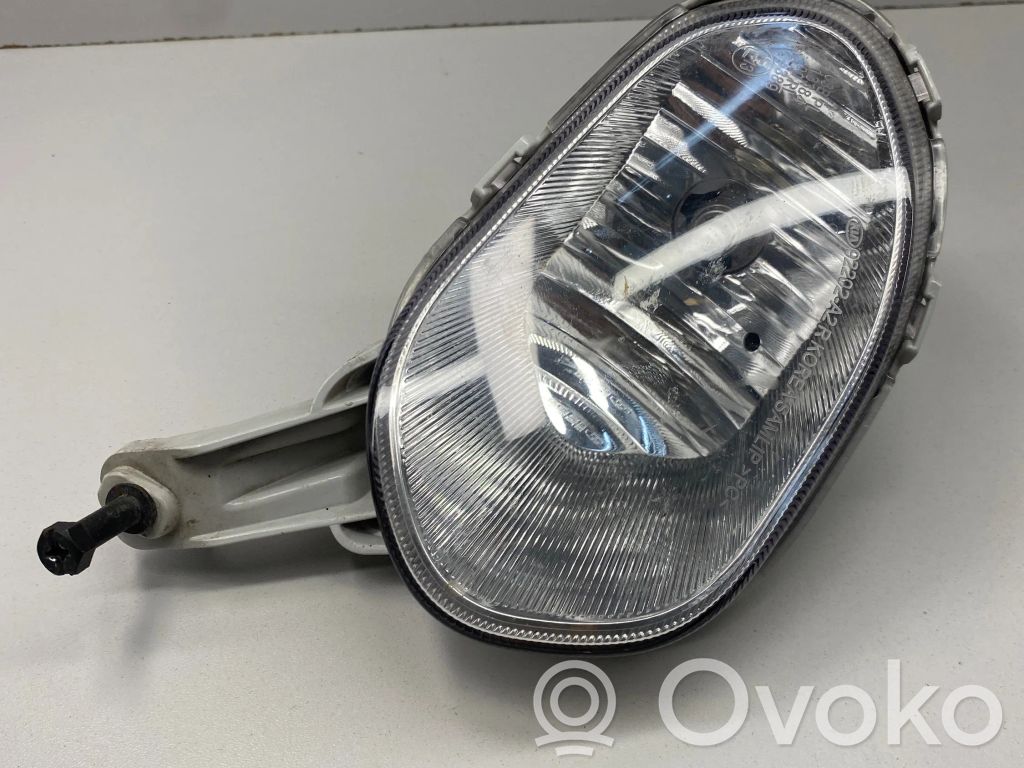 KIA Ceed Miglas lukturis priekšā 