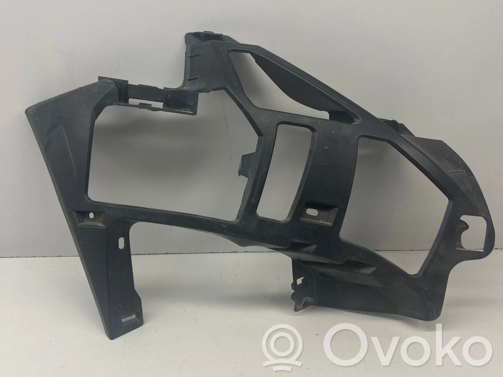 Peugeot 5008 II Soporte del parachoques delantero 
