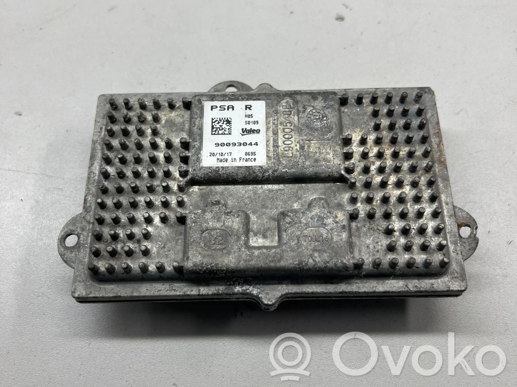 Peugeot 5008 II Headlight ballast module Xenon 