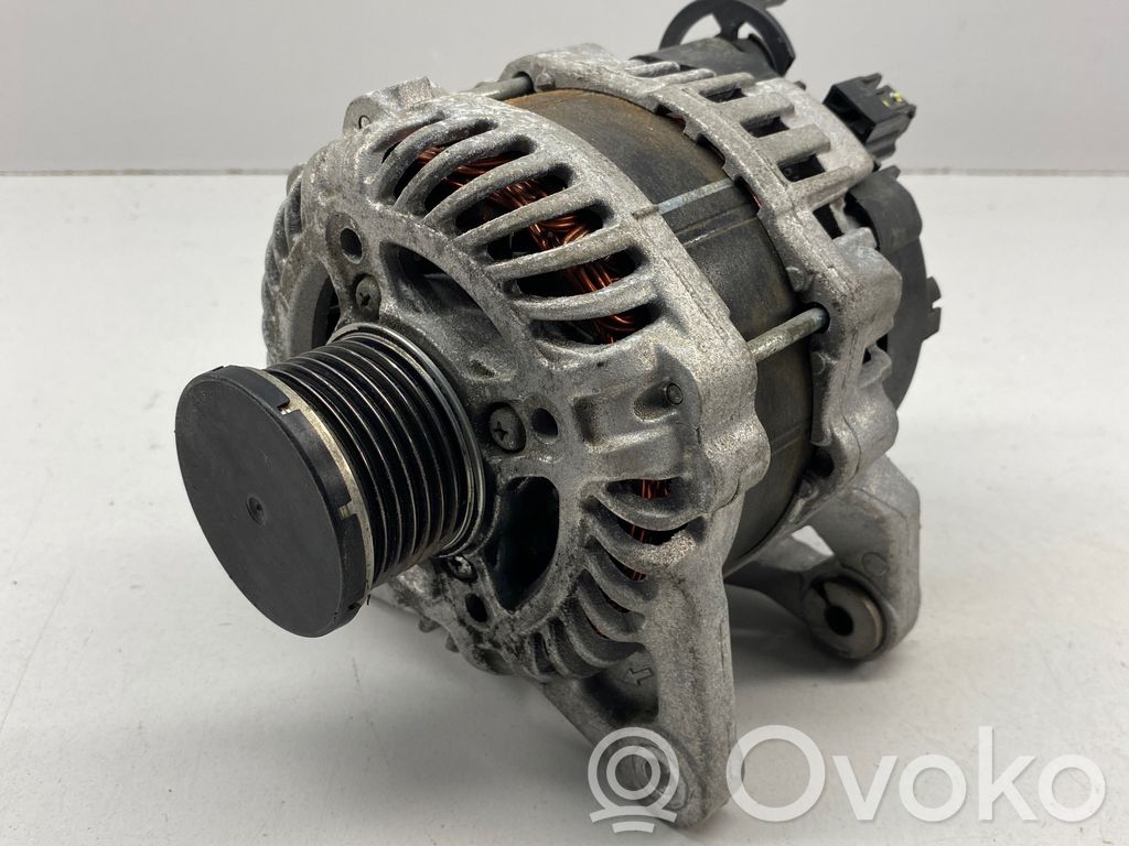 Renault Clio V Ģenerators 