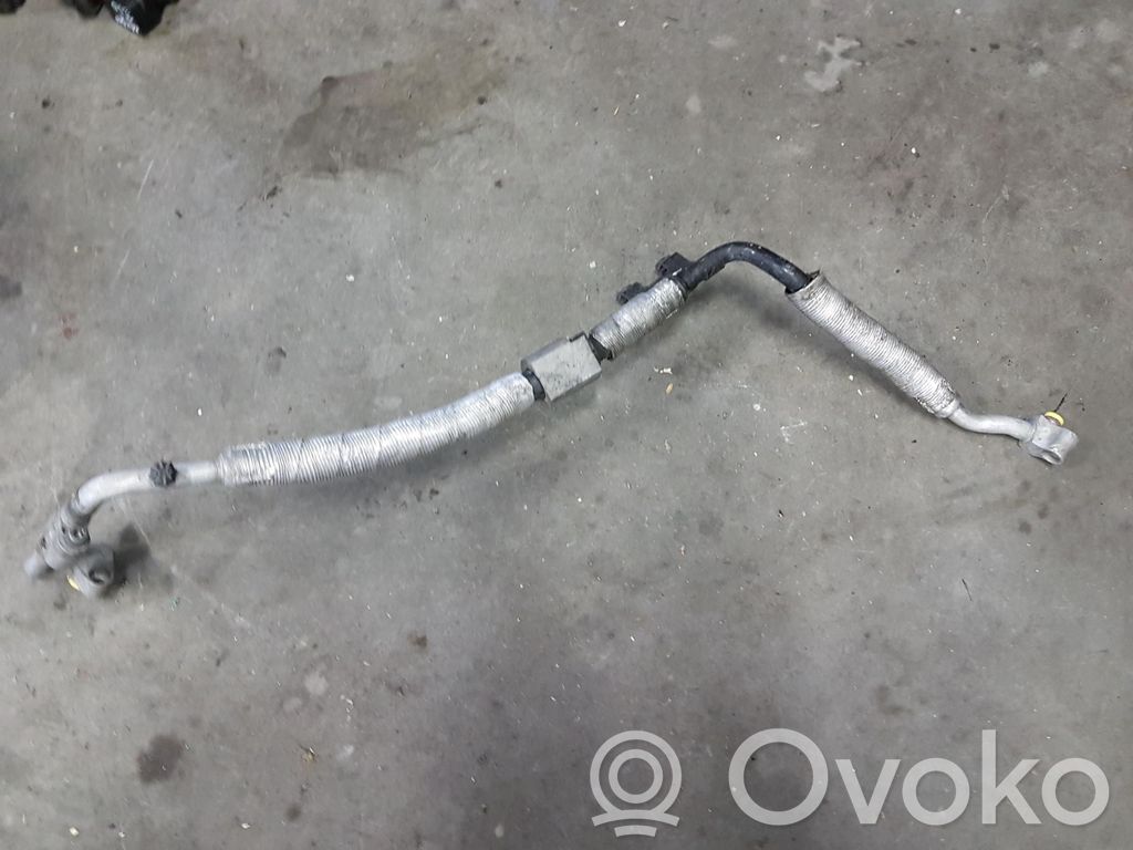 Air conditioning (A/C) pipe/hose   6942885