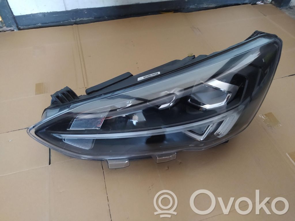 Priekinis žibintas   MX7B13E015EB