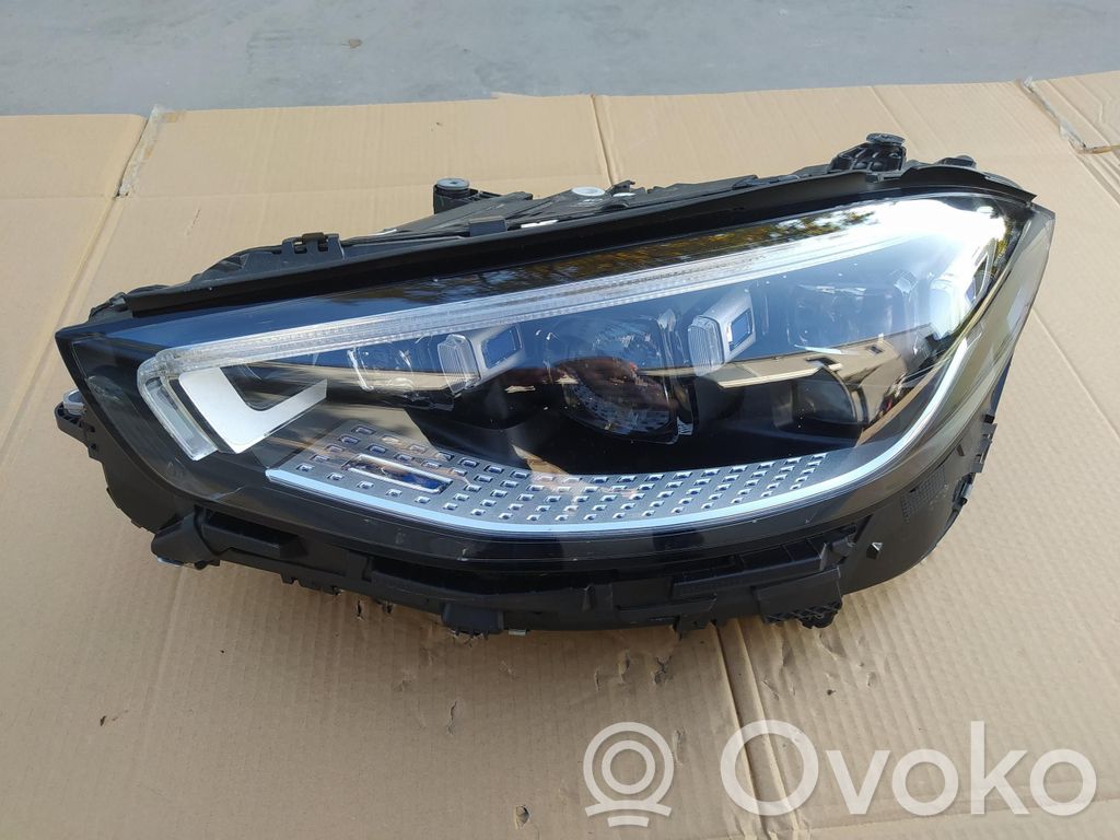 Mercedes-Benz S W223 Lampa przednia 