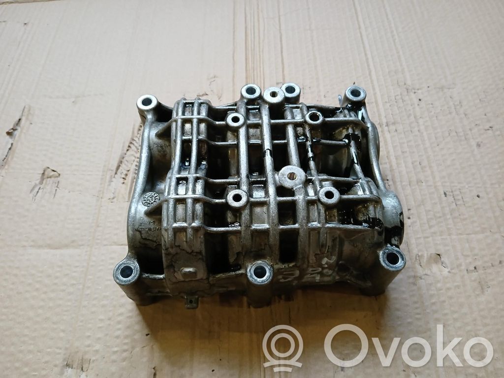 Volvo XC60 Tepalo siurblio balansyras 