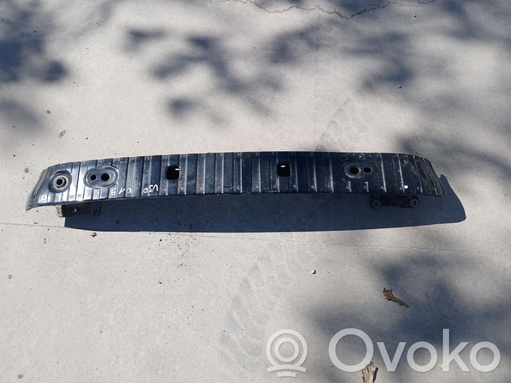 Volvo V50 Задняя укрепление бампера 